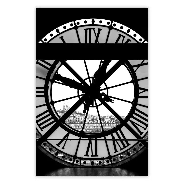 Sacre-Coeur-Uhr - Schwarz-weiße Architektur einer Uhr vor der Stadt