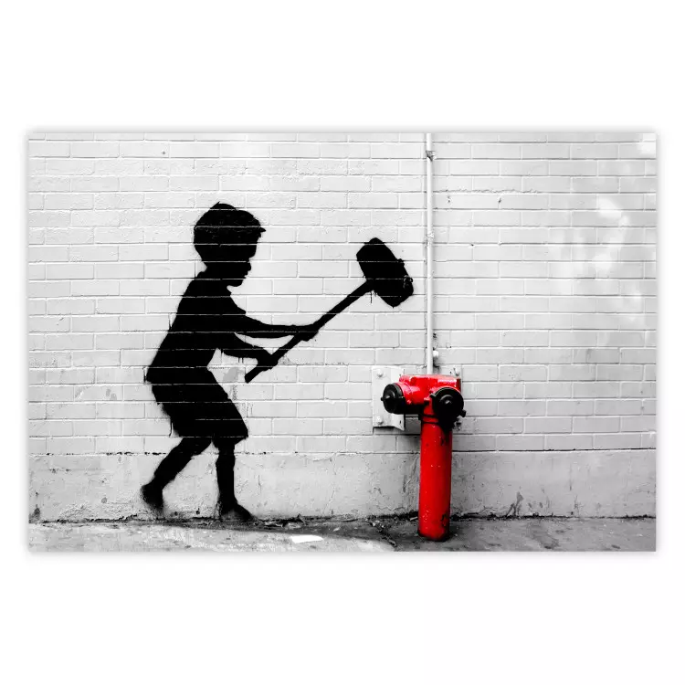 Hydrant zerstören - Schwarzer Junge mit großem Hammer auf der Wand