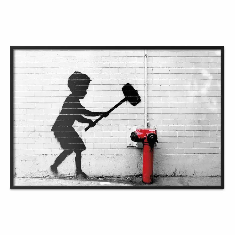 Hydrant zerstören - Schwarzer Junge mit großem Hammer auf der Wand
