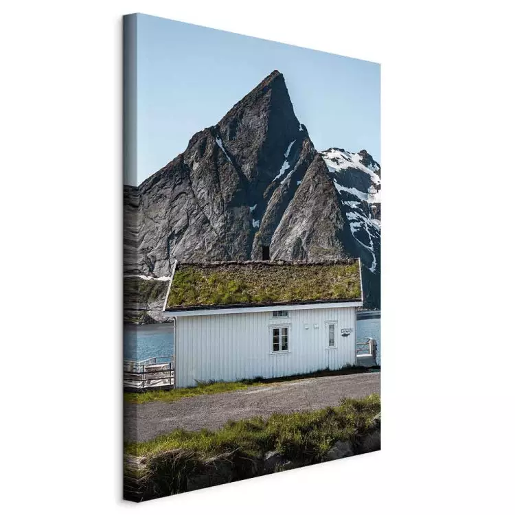 Hütte unter dem Felsen (1-teilig) Vertikal - Haus vor Bergkulisse