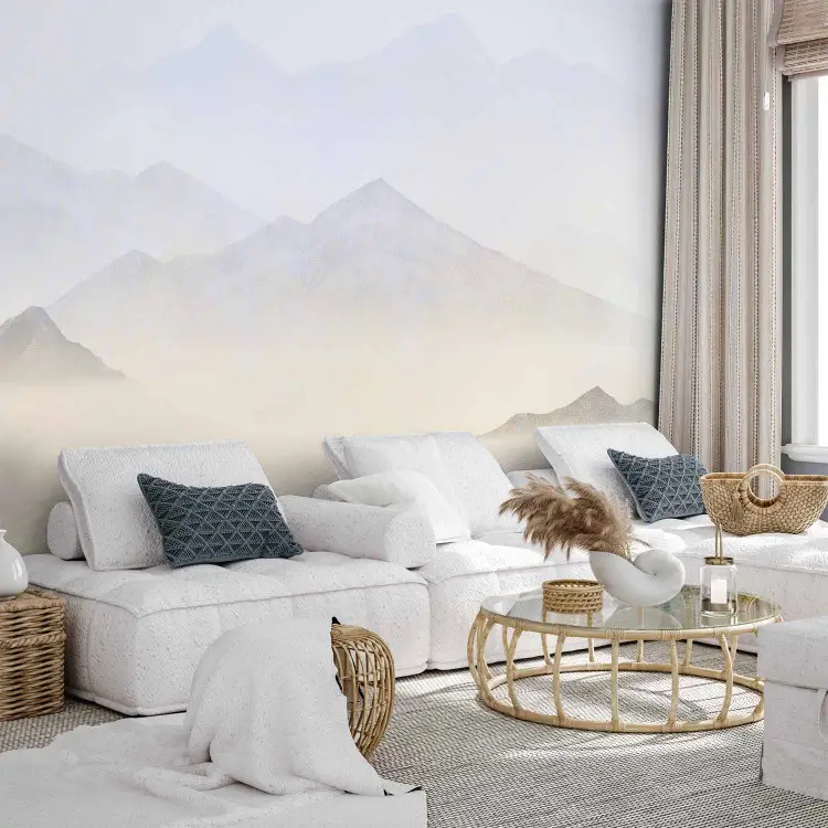 Berge im Nebel - Aquarelllandschaft mit spitzen Berggipfeln