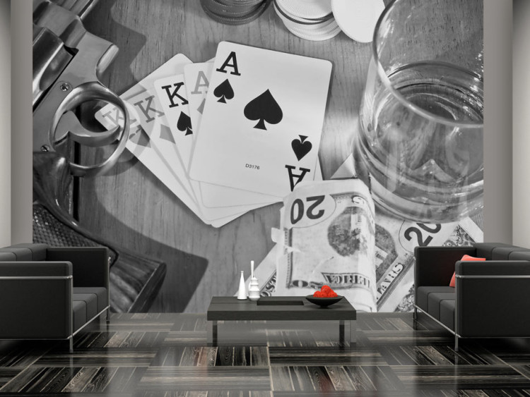 Vlies Fototapete Männlicher Abend mit Poker - Schwarz-weißes Geldspielthema mit Whisky 61096