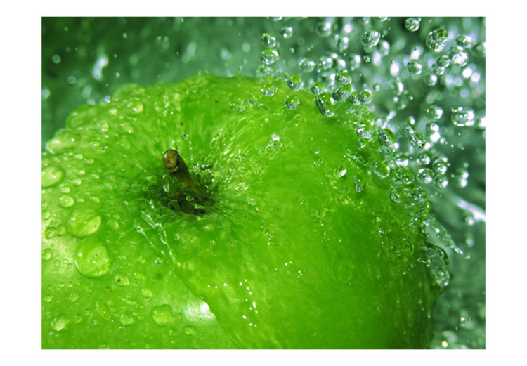Vliestapete Erfrischende Aromen - grüner Apfel mit Stiel der ins Wasser fällt 59818 additionalImage 1